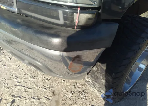 2005 Chevrolet Tahoe Ls from USA, damaged, VIN 1GNEC13V25J149741